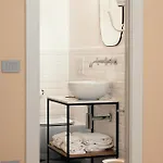 Pepe's Place - Manzoni Pensionat 4*