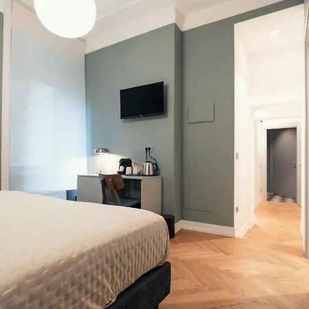 Pepe's Place - Manzoni 4* Rome