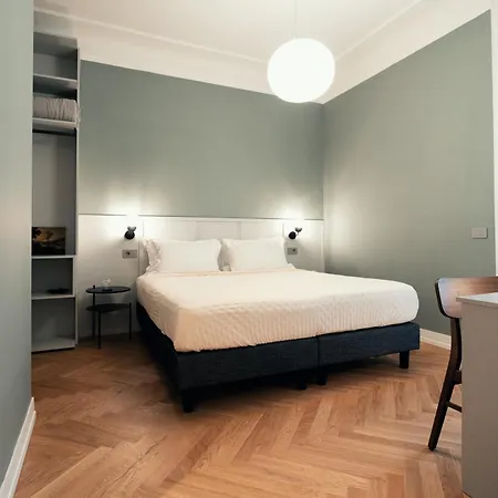Pepe's Place - Manzoni 4*