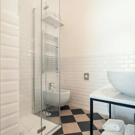 Pepe's Place - Manzoni 4* Rome