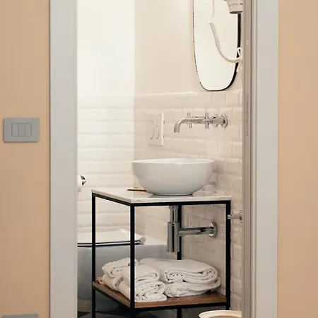 Pepe's Place - Manzoni Guest house 4*
