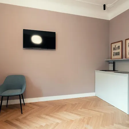 Pepe's Place - Manzoni Guest house 4*
