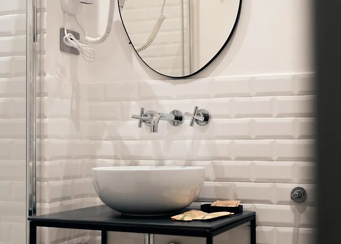 Pepe's Place - Manzoni 4*